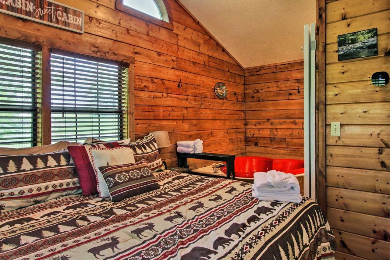 River Rush- Cozy Riverfront Cabin 5 Mi To Pigeon Forge Sevierville Exterior foto
